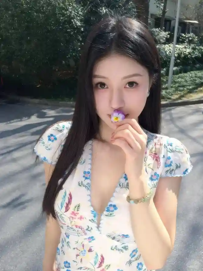 无码免费大香伊蕉在人线国产_国产精品国产三级国产专不_国产亚洲日韩在线播放更多